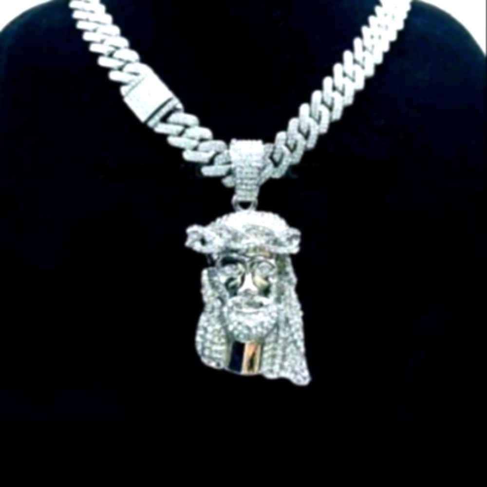 Jesus cuban style necklace